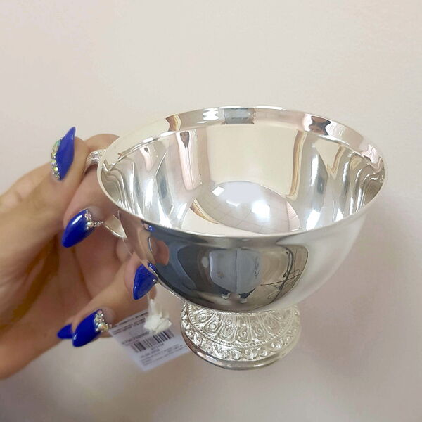 серебряная чашка серебряная чашка