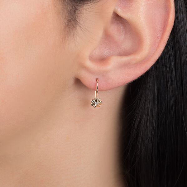Золотые серьги в форме Цветов  Золотые серьги в форме Цветов