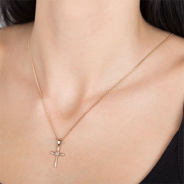 Золотой крестик с бриллиантами Золотой крестик с бриллиантами