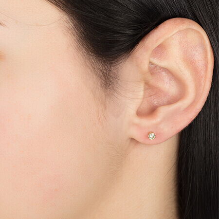 Золотые серьги с изумрудом 027125 Золотые серьги с изумрудом 027125