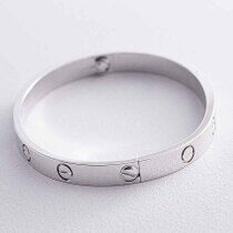 обзорное фото Жесткий браслет Love в белом золоте 038480 Жесткие браслеты из золота обзорное фото Жесткий браслет Love в белом золоте 038480  Жесткие браслеты из золота