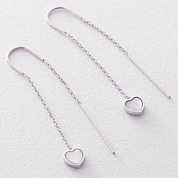 Серьги - протяжки в белом золоте с перламутром в форме сердца 039158 детальное изображение ювелирного изделия Золотые серьги с перламутром Серьги - протяжки в белом золоте с перламутром в форме сердца 039158 детальное изображение ювелирного изделия Золотые серьги с перламутром