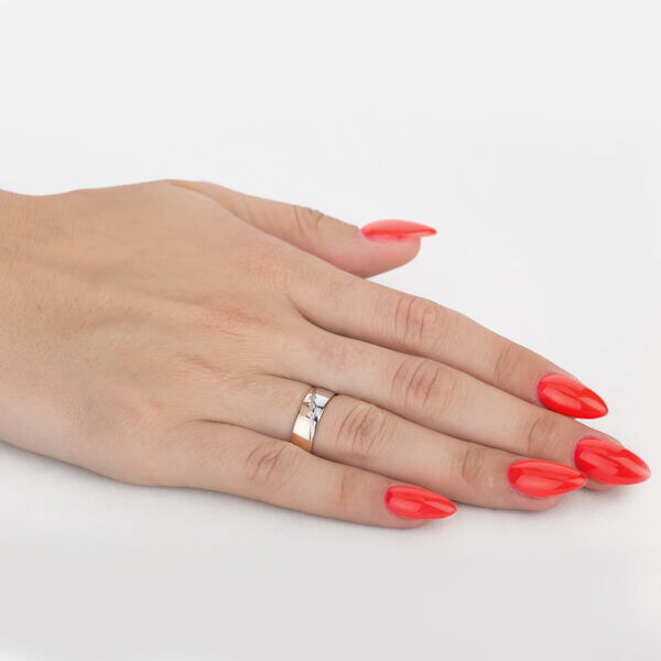 Золотое обручальное кольцо женское Золотое обручальное кольцо женское