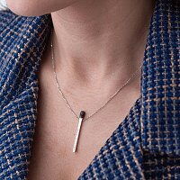 Колье из белого золота Спичка с черными фианитами 031674