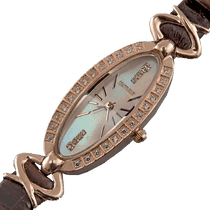 обзорное фото Женские часы из золота в стиле рэтро 036200 Женские золотые часы обзорное фото Женские часы из золота в стиле рэтро 036200  Женские золотые часы