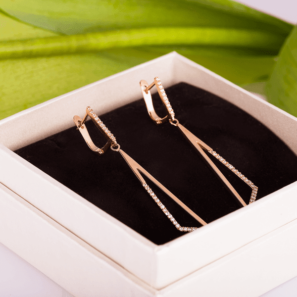 Золотые серьги с фианитами Геометрия 030738 Золотые серьги с фианитами Геометрия 030738