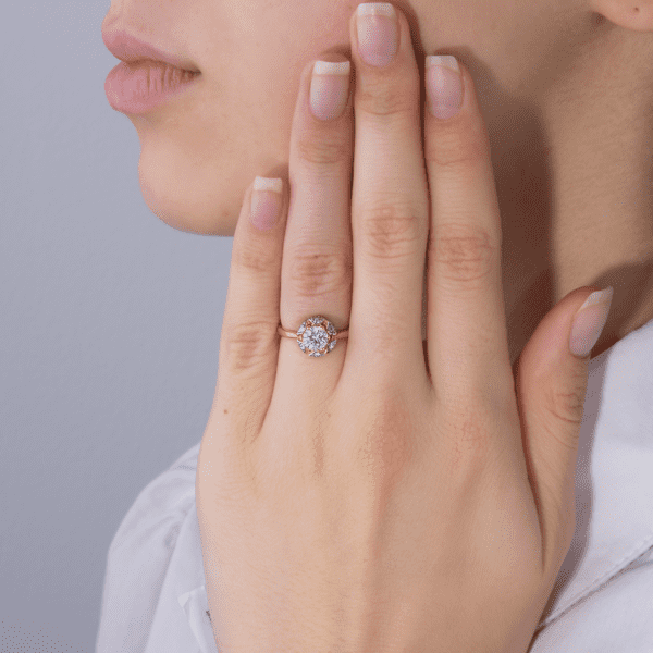 Кольцо с цирконием. Фото. Кольцо с цирконием. Фото.