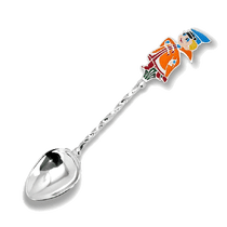 обзорное фото Серебряная ложка "Ванька" с разноцветной эмалью 031818 Серебряные детские ложечки обзорное фото Серебряная ложка "Ванька" с разноцветной эмалью 031818  Серебряные детские ложечки