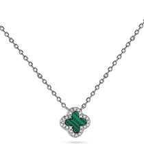 обзорное фото Колье с маленьким клевером из малахита и фианитов в серебре 925 пробы 039439 Серебряные колье обзорное фото Колье с маленьким клевером из малахита и фианитов в серебре 925 пробы 039439  Серебряные колье