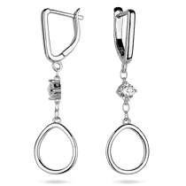 обзорное фото Элегантные серебряные серьги в геомерическом стиле с фиаитами 039565 Серебряные серьги с камнями обзорное фото Элегантные серебряные серьги в геомерическом стиле с фиаитами 039565  Серебряные серьги с камнями