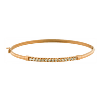 обзорное фото Золотой браслет жесткий с фианитами 820063 Жесткие браслеты из золота обзорное фото Золотой браслет жесткий с фианитами 820063  Жесткие браслеты из золота