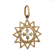 обзорное фото Золотой кулон звезда Эрцгамма 408301 Золотые кулоны с фианитом обзорное фото Золотой кулон звезда Эрцгамма 408301  Золотые кулоны с фианитом