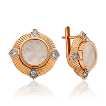 обзорное фото Серьги из красного золота с белым перламутром Клеопатра 033422 Золотые серьги обзорное фото Серьги из красного золота с белым перламутром Клеопатра 033422  Золотые серьги