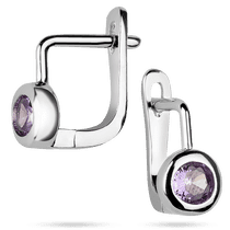 обзорное фото Детские серебряные серьги с фиолетовым фианитом на английской застежке 925 пробы 039550 Детские серебряные серьги  обзорное фото Детские серебряные серьги с фиолетовым фианитом на английской застежке 925 пробы 039550  Детские серебряные серьги