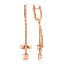 обзорное фото Золотые серьги подвески с россыпью фианитов пирамидки 034491 Золотые серьги обзорное фото Золотые серьги подвески с россыпью фианитов пирамидки 034491  Золотые серьги