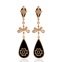 обзорное фото Шикарные золотые серьги подвески с черной эмалью 031668 Золотые серьги обзорное фото Шикарные золотые серьги подвески с черной эмалью 031668  Золотые серьги