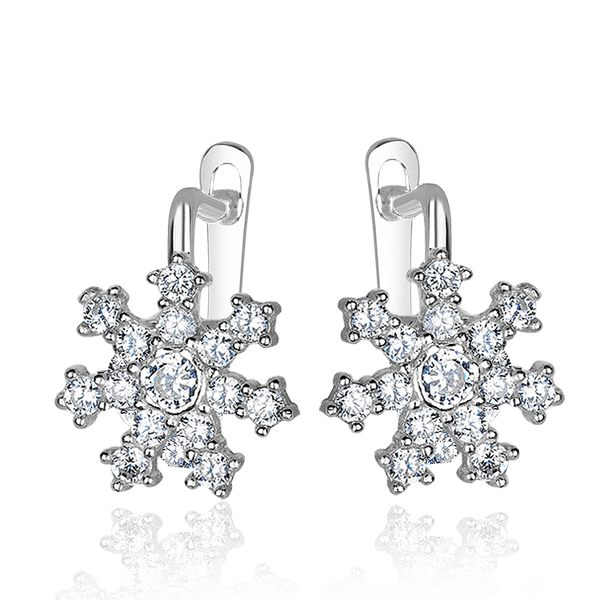 Серебряные серьги детские снежинки на английском замке с белыми фианитами 037580 детальное изображение ювелирного изделия Детские серебряные серьги  Серебряные серьги детские снежинки на английском замке с белыми фианитами 037580 детальное изображение ювелирного изделия Детские серебряные серьги