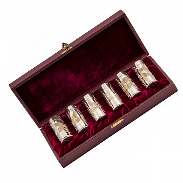 Набор серебряный стопок с гравировкой Животные 031469 детальное изображение ювелирного изделия Наборы столового серебра Набор серебряный стопок с гравировкой Животные 031469 детальное изображение ювелирного изделия Наборы столового серебра