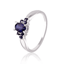 обзорное фото Золотое кольцо из белого золота с сапфирами 025356 Золотые кольца с сапфиром обзорное фото Золотое кольцо из белого золота с сапфирами 025356  Золотые кольца с сапфиром