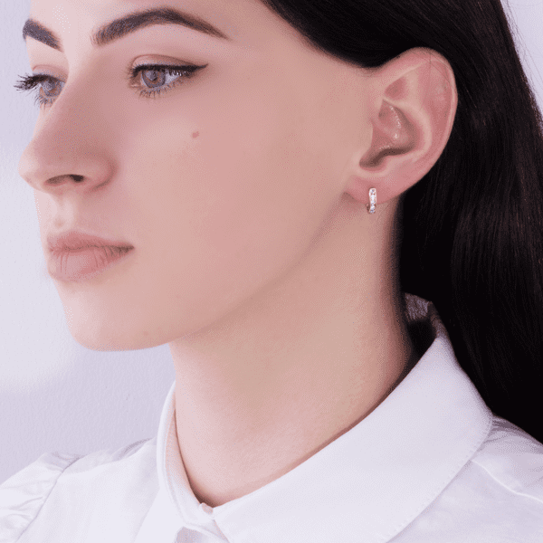 Детские золотые серьги с цирконием 9207901 фото Детские золотые серьги с цирконием 9207901 фото