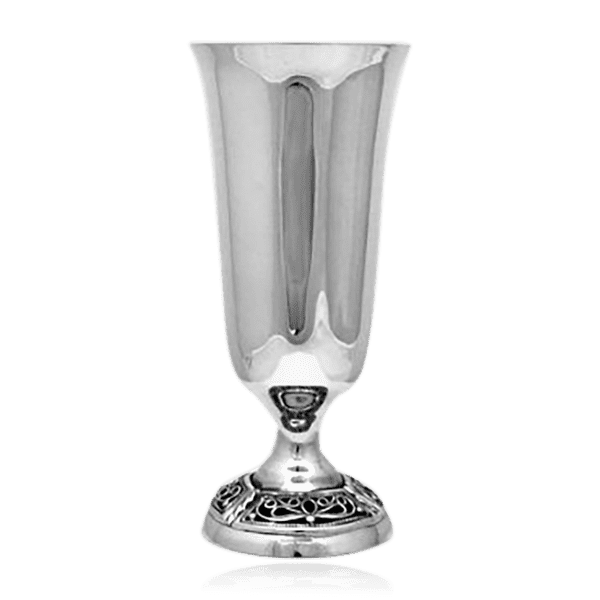 Серебряная рюмка с декоративной ножкой 035551 детальное изображение ювелирного изделия Серебряные рюмки, стопки Серебряная рюмка с декоративной ножкой 035551 детальное изображение ювелирного изделия Серебряные рюмки, стопки