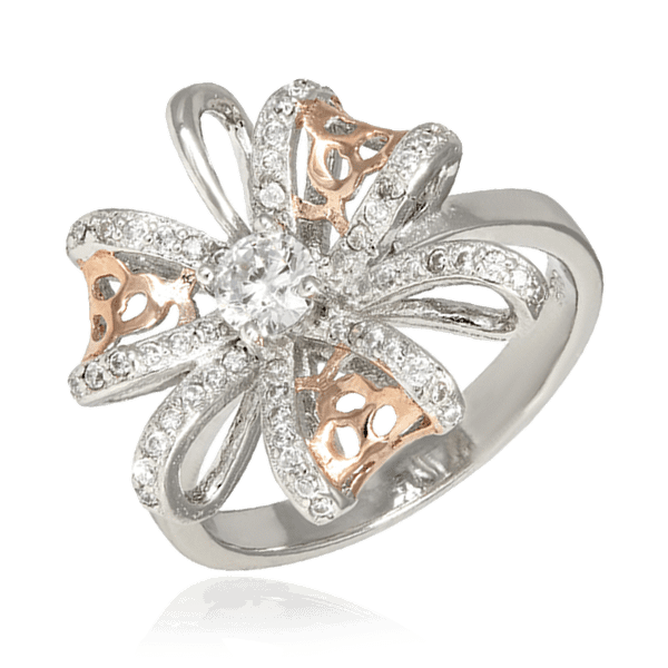 Серебряное кольцо с фианитами 024915 детальное изображение ювелирного изделия Серебряные кольца с фианитом Серебряное кольцо с фианитами 024915 детальное изображение ювелирного изделия Серебряные кольца с фианитом