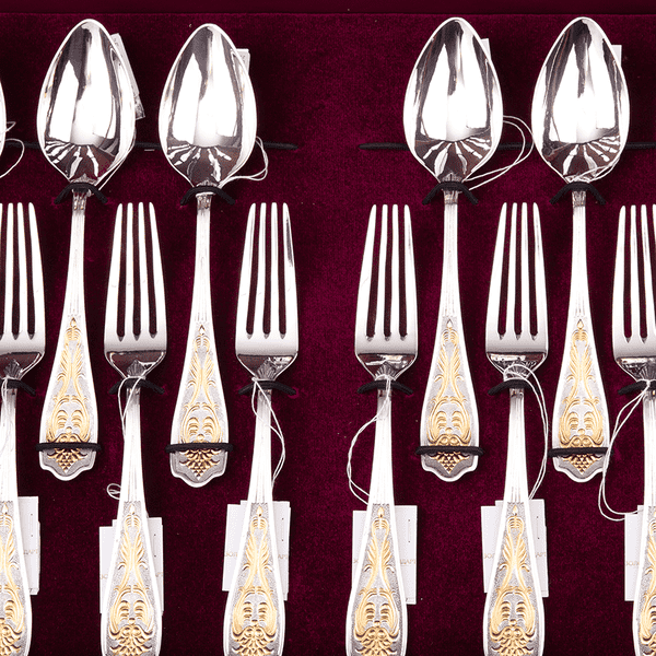 набір столових приборів набір столових приборів