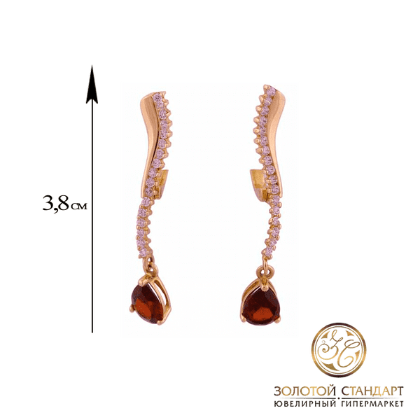 Длинные золотые серьги с гранатом и россыпью фианитов Длинные золотые серьги с гранатом и россыпью фианитов