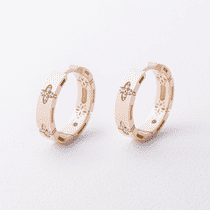 обзорное фото Серьги-конго (кольца) "Клевер" в желтом золоте с фианитами 040977 Золотые серьги с фианитом обзорное фото Серьги-конго (кольца) "Клевер" в желтом золоте с фианитами 040977  Золотые серьги с фианитом