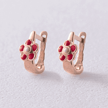 обзорное фото Детские серьги "Цветочек" в красном золоте на английском замке 041423 Серьги без камней обзорное фото Детские серьги "Цветочек" в красном золоте на английском замке 041423  Серьги без камней