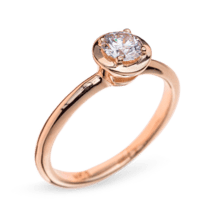 обзорное фото Золотое кольцо с бриллиантом R0568  Золотые кольца для помолвки с бриллиантом