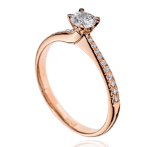 обзорное фото Кольцо из красного золота с бриллиантами 023306  Золотые кольца для помолвки с бриллиантом
