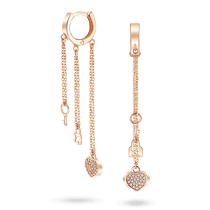 обзорное фото Золотые серьги-конго с ключиком, замком и сердцем с фианитами на цепочках 041023 Золотые серьги с фианитом обзорное фото Золотые серьги-конго с ключиком, замком и сердцем с фианитами на цепочках 041023  Золотые серьги с фианитом