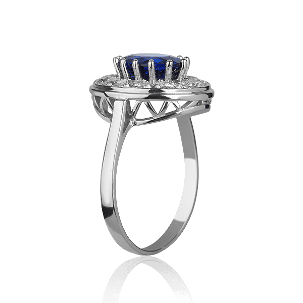 Золотое кольцо с сапфиром