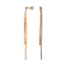 обзорное фото Длинные золотые серьги с россыпью фианитов 027889 Золотые серьги с фианитом обзорное фото Длинные золотые серьги с россыпью фианитов 027889  Золотые серьги с фианитом