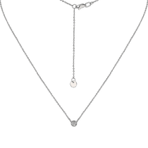 обзорное фото Колье на шею из белого золота с бриллиантом 040433  Золотые кулоны с бриллиантами