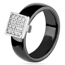 обзорное фото Массивное серебряное кольцо из черной керамики и квадрата белых фианитов 039406 Серебряные кольца со вставками обзорное фото Массивное серебряное кольцо из черной керамики и квадрата белых фианитов 039406  Серебряные кольца со вставками