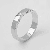 обзорное фото Женское обручальное кольцо в белом золоте с бриллиантом и датой 041192  Обручальные кольца с бриллиантами