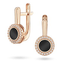 обзорное фото Серьги в красном золоте с фианитами и черной эмалью на английской застежке 041434 Золотые серьги с эмалью обзорное фото Серьги в красном золоте с фианитами и черной эмалью на английской застежке 041434  Золотые серьги с эмалью