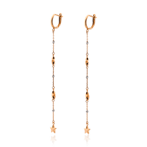 обзорное фото Длинные золотые серьги со звездочками 029178 Золотые серьги без вставок обзорное фото Длинные золотые серьги со звездочками 029178  Золотые серьги без вставок