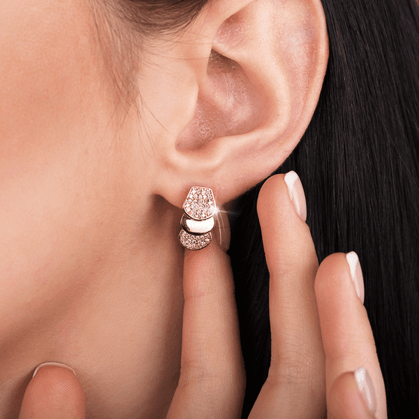 Золотые серьги с фианитами 030701 Золотые серьги с фианитами 030701