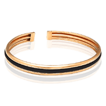 обзорное фото Незамкнутый золотой браслет с каучуком 033896 Золотые браслеты обзорное фото Незамкнутый золотой браслет с каучуком 033896  Золотые браслеты