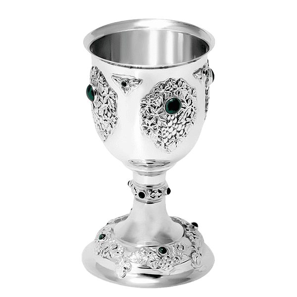 Серебряный кубок для вина с зелеными камнями 035422 детальное изображение ювелирного изделия Серебряные Бокалы Серебряный кубок для вина с зелеными камнями 035422 детальное изображение ювелирного изделия Серебряные Бокалы