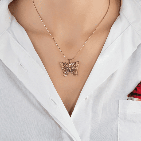 Золотой подвес Бабочка 104828 фото Золотой подвес Бабочка 104828 фото