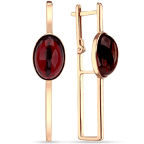 обзорное фото Золотые серьги в геометрическом стиле с гранатами 038147 Золотые серьги с гранатом обзорное фото Золотые серьги в геометрическом стиле с гранатами 038147  Золотые серьги с гранатом