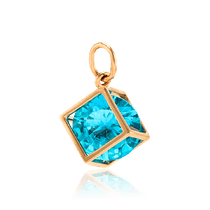 оглядове фото Золотий кулон Кубик з блакитним фіанітом 035655