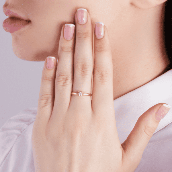 Золоте кільце з діамантом Серце R0692 детальне зображення ювелірного виробу Золоте кільце з діамантом Серце R0692 детальне зображення ювелірного виробу