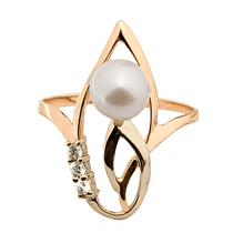 обзорное фото Кольцо с жемчугом и фианитом 330582 Золотые кольца с жемчугом обзорное фото Кольцо с жемчугом и фианитом 330582  Золотые кольца с жемчугом