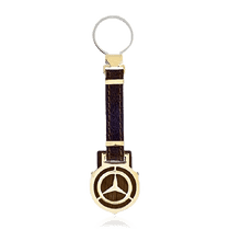 обзорное фото Золотой мужской брелок с кожей Mercedes 036488 Брелок из золота обзорное фото Золотой мужской брелок с кожей Mercedes 036488  Брелок из золота