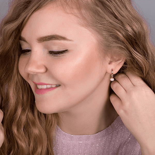 серьги золотые с подвеской жемчугом серьги золотые с подвеской жемчугом